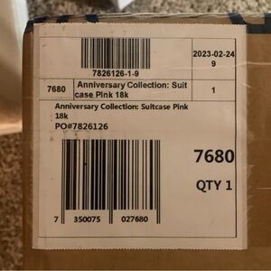 LELO 7680 BDSM Anniversary Collection Limited Edition Case Pink 18k rose gold.